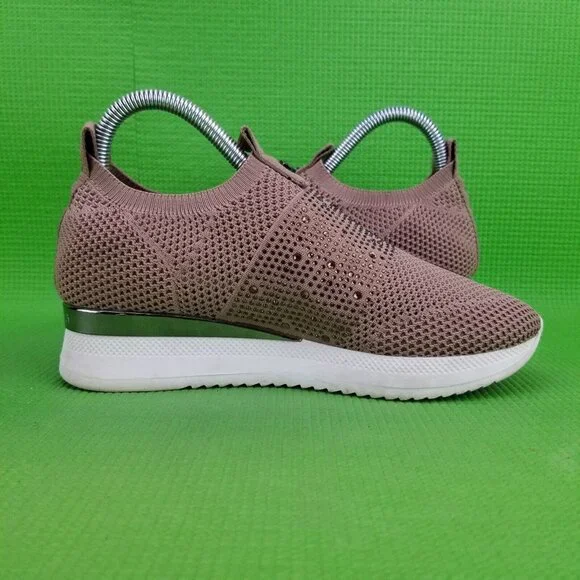 ✅Carvela Janeiro Embellished Knitted Trainers BLUSH Pull On Sneakers Women's 36 - Picture 10 of 13